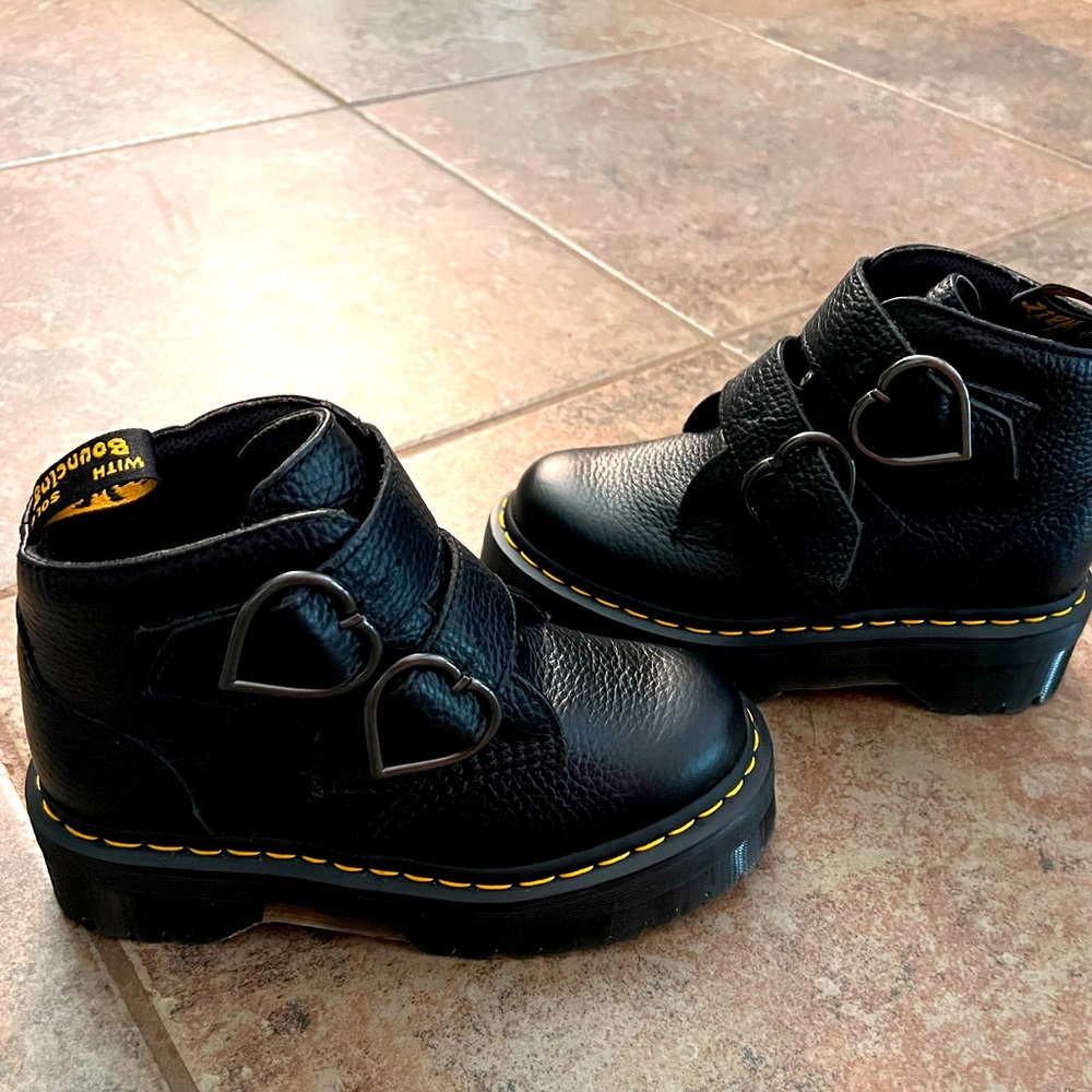 Doc Martens Airwair Bouncy sole booties-Only worn once!